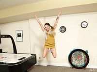 Naomi Swann - Adolescente solitaire