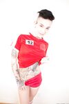 Nikki Hearts - Salope tatouée