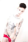 Nikki Hearts - Salope tatouée
