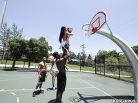 Michelle Martinez - Copines de basket-ball
