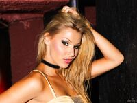 Cindy Hope le manchon hongrois super chaud