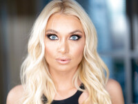 Natalia Starr première pénétration du cul
