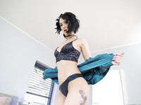 Le cul d'Angie Moon baisé