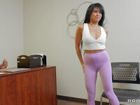 Ember Snow, l'asiatique sexy