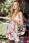 Le trou nu de Haley Reed chargé