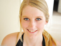 Mandy Snyder l'adolescente au gros cul