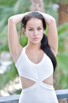Megan Rain montre sa chatte