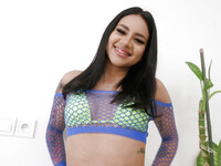 Kloe kooper en latina sexy