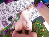 Haley Spades baise la jolie blonde