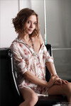 Giada montre son corps nu