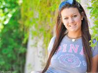 Kelsey Jones montre son corps magnifique