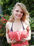 Stella Banxxx Gros seins blonde