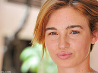 Jodi Taylor la fille au gros cul