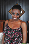Jayla Dream la fille nègre sexy se masturbant