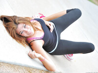 Hannah, la fille amateur sportive