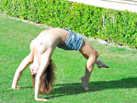 Stacey la fille flexible