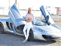 Kennedy Leigh la blonde sexy