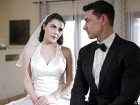 Valentina Nappi la mariée sexy
