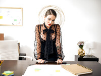Kissa Sins une secrétaire perverse