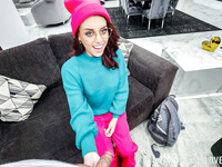 Lila Love puncture megdugva