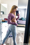 Natalie Knight la blonde très sexy