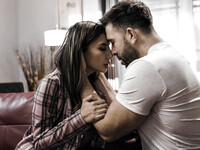 Gianna Dior, la fille sexy d'à côté