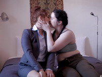 L'aventure lesbienne de Nova Hawthorne et Astrid Love