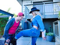 Brandi Love - Une cowgirl