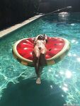 Adriana Chechik - Chatte sexy