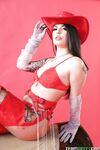 Gina Valentina en cowgirl
