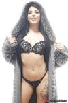 Le soleil serré de Gina Valentina