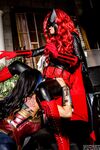Le cosplay lesbien de Charlotte Stokely et Romi Rain