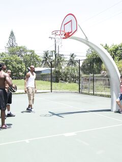 Michelle Martinez - Copines de basket-ball