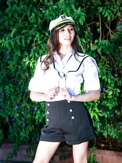 Maya Woulfe, la soldate sexy