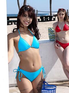 Gina Valentina et Kobi Brian - Léchage de chatte